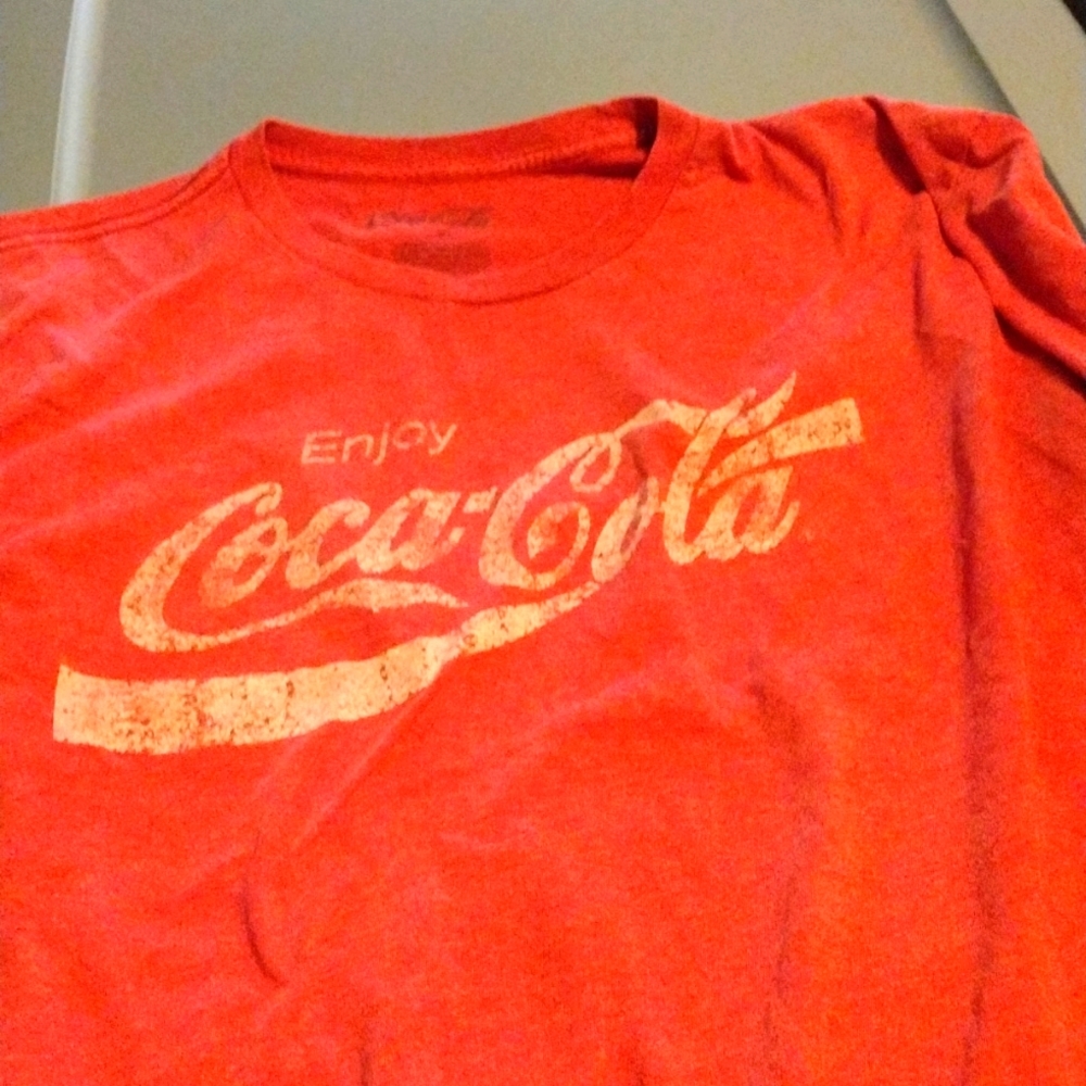 *3/$20 Bundle Deal Closet Cleanout Sale* Vintage Enjoy Coca Cola T-shirt XL
